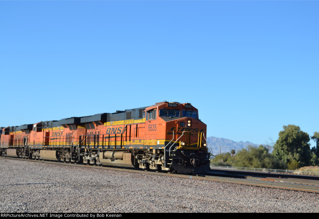 BNSF 6635